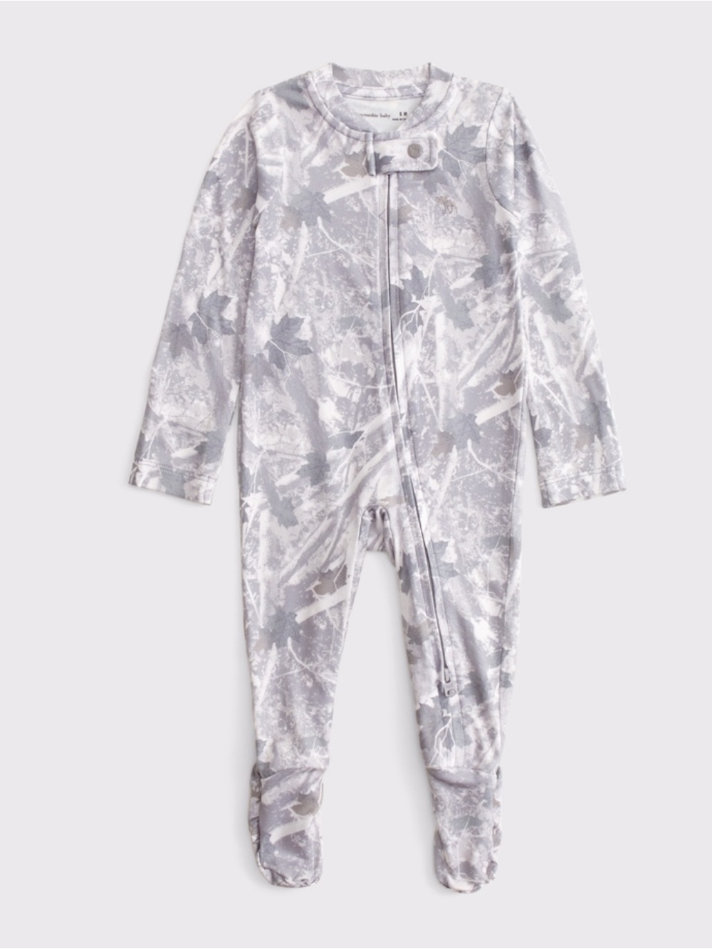 Abercrombie Baby Essential Icon Camo Footed Sleeper Pajamas Size 9 months